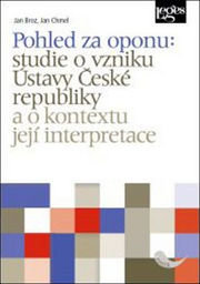 Pohled za oponu