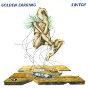Earring Golden:  Switch